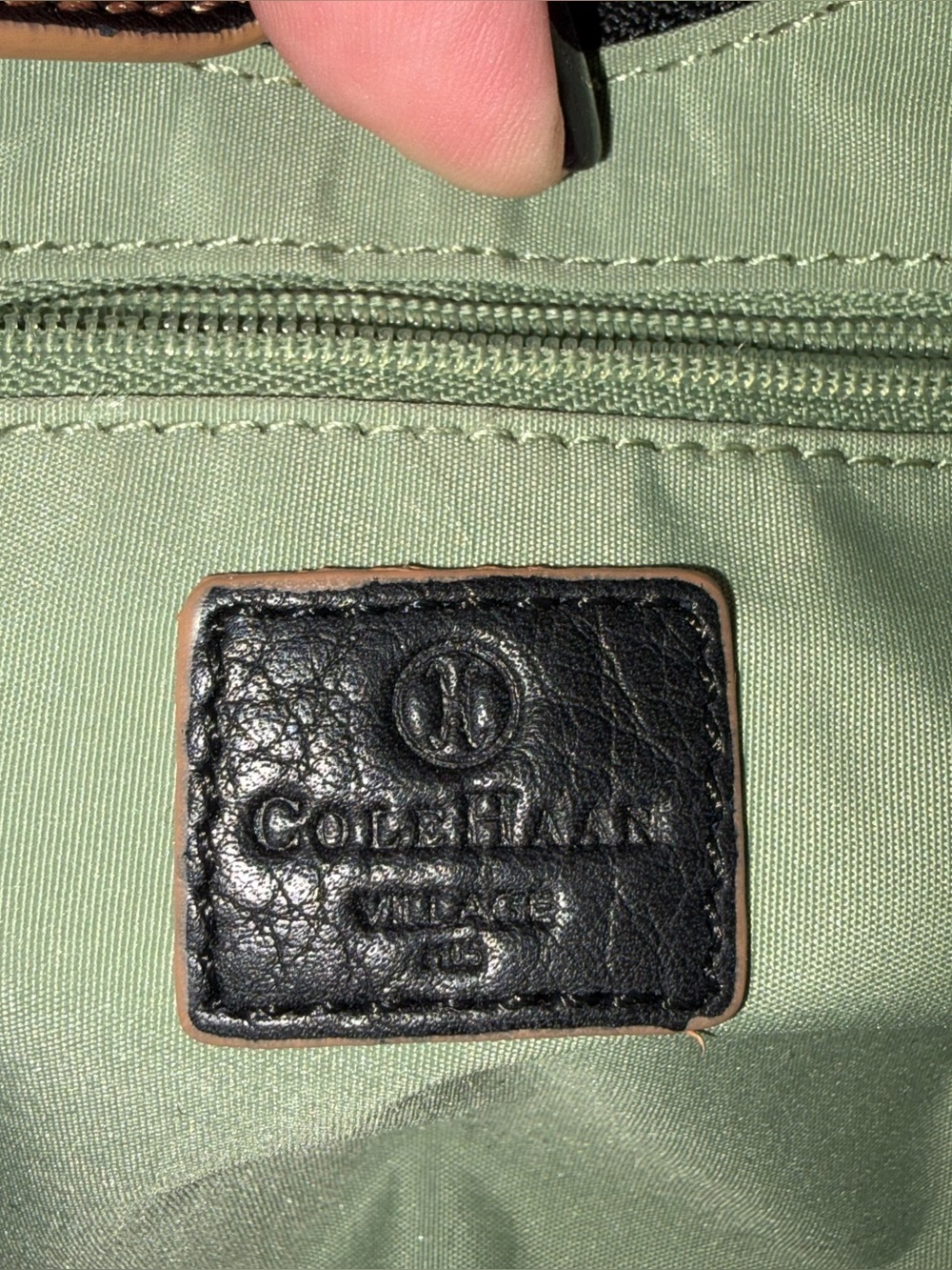 Vintage/Y2K Cole Haan Classic Black Leather Shoulder Bag with Contrast Stitching - Picture 7 of 9